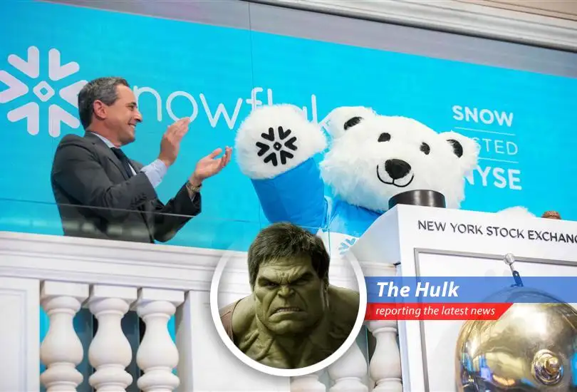 Hulk report on pointy-head analysts talkin' 'bout Snowflake. Hulk think it gonna be good, but Hulk always angry... and smash!