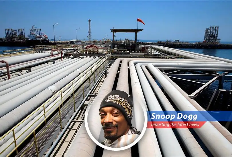 Snoop D-O-Double G breaks down the oil price dip after a spike caused by Iran-Israel tensions, Trump's tough talk, and worries about the Strait of Hormuz. Stay cool, y'all.