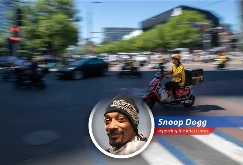 Snoop Dogg breaks down how BingEx is changing the delivery game in China with their dedicated courier service, FlashEx, while others are still tryna catch up.
