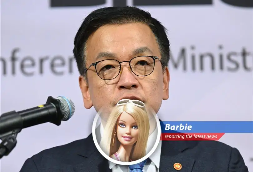 South Korea's political scene is experiencing a shake-up with presidential eligibility in question and acting presidents resigning faster than you can say