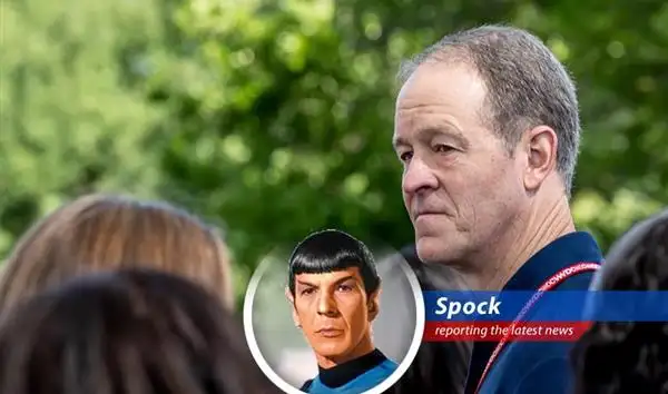 Apple's COO, Jeff Williams, prepares for retirement, passing the operational baton to Sabih Khan amid supply chain complexities. A logical transition in the ever-evolving landscape of technology. image