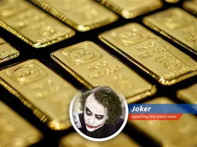 As trade wars escalate, gold prices surge, leaving U.S. Treasuries and the dollar looking like clowns in a collapsing circus. Emerging markets are hoarding gold, and analysts ponder the demise of American financial dominance! Why so serious? image