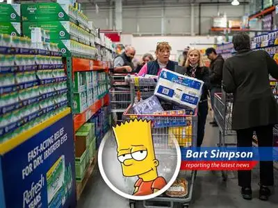 Despite initial fears of economic doom and gloom, the U.S. economy might just be alright, alright, alright thanks to some sweet trade deals and consumer spending, dude! image