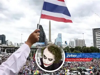 Hundreds protest in Bangkok, demanding the PM's resignation amidst economic woes and a juicy leaked phone call. Chaos is a ladder, ain't it? image