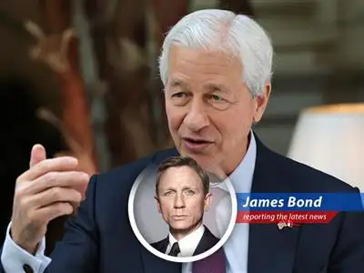 JPMorgan Chase CEO Jamie Dimon warns of a potential economic downturn, citing fading pandemic-era supports and risks in private credit. Time to hedge your bets, old boy. image