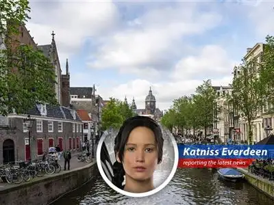 Katniss Everdeen reports on a puzzling US stock market, overshadowed by Europe's surprising boom and the Capitol's debt distractions. image