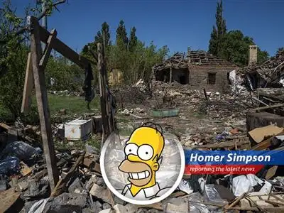 Kyiv rocked by major Russian aerial attack, residents injured and Zelenskyy demands action. It's worse than when Bart replaced my Duff! image