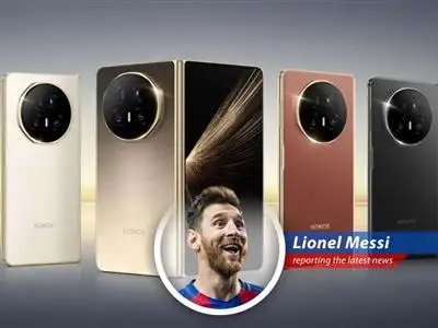 Lionel Messi humorously reviews Honor's latest foldable phone, highlighting its challenge to Samsung in the foldable market. image