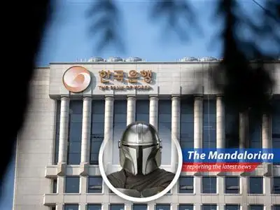 Mando reports on South Korea's central bank cutting interest rates amidst political chaos and looming tariffs, a fiscal situation more complicated than navigating the asteroid field near Tatooine. image