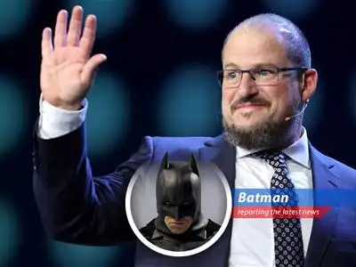 Qualcomm beats earnings expectations but a slight revenue forecast dip sends mixed signals. Is diversification the Bat-Signal for survival? image