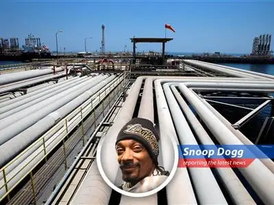 Snoop D-O-Double G breaks down the oil price dip after a spike caused by Iran-Israel tensions, Trump's tough talk, and worries about the Strait of Hormuz. Stay cool, y'all. image