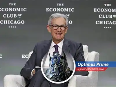 The Fed is holding steady amidst trade tensions and economic uncertainty, waiting for clearer signals before making any moves on interest rates. Patience, young grasshoppers, patience. image