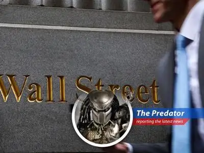 The S&P 500 is nearing its all-time high, but a possible economic slowdown could turn this rally into a trap for the unwary investor. Let's hunt for the truth, shall we? image